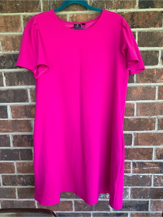 Versona Dresses & Skirts - Versona Hot Pink Mini Shift Dress